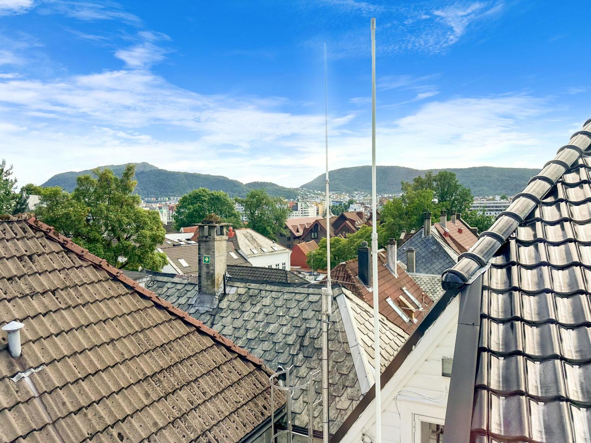 Ferienwohnung View To Bryggen - Renovated Dec 24 - Historic Cobblestone Street Bergen Exterior foto