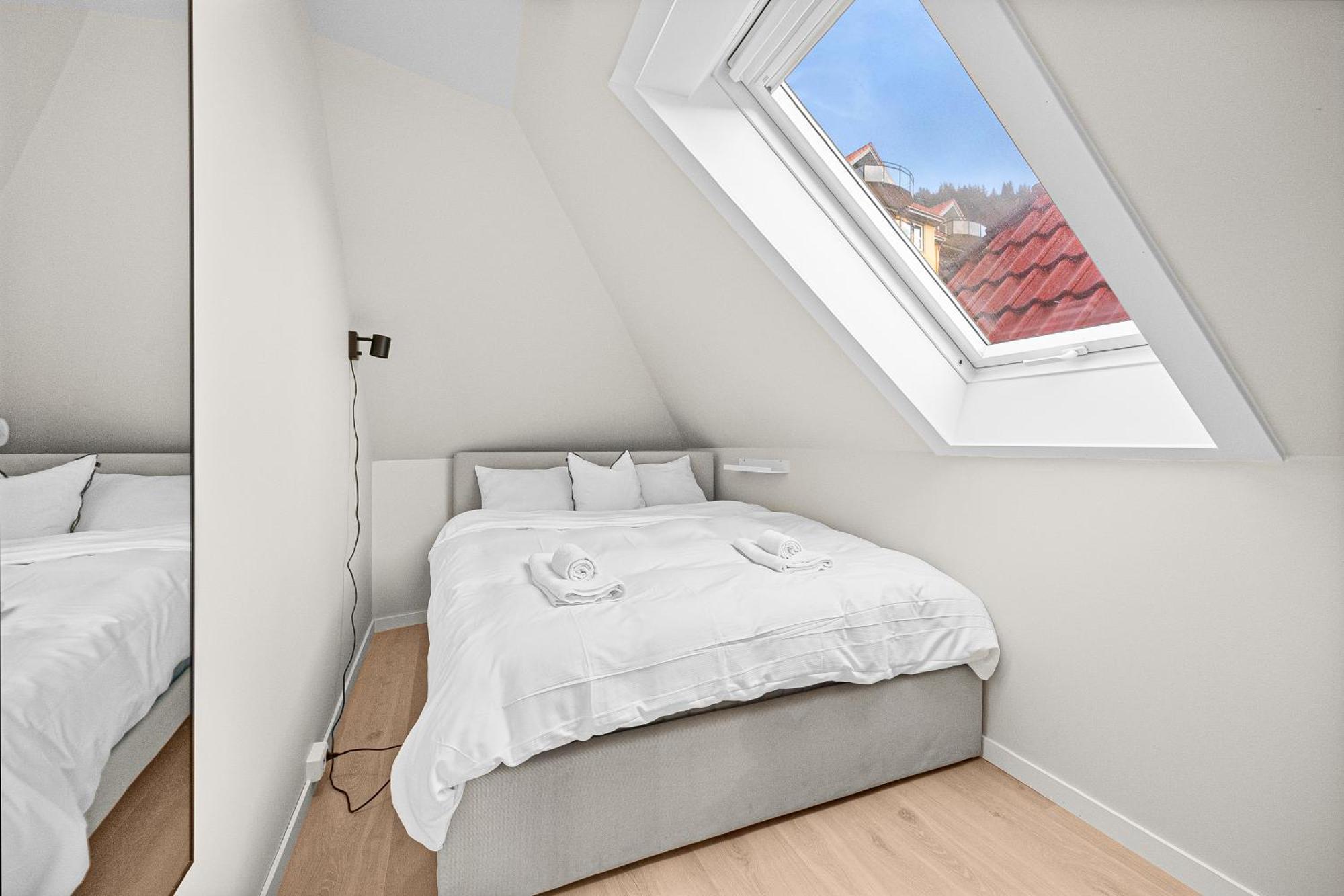 Ferienwohnung View To Bryggen - Renovated Dec 24 - Historic Cobblestone Street Bergen Exterior foto