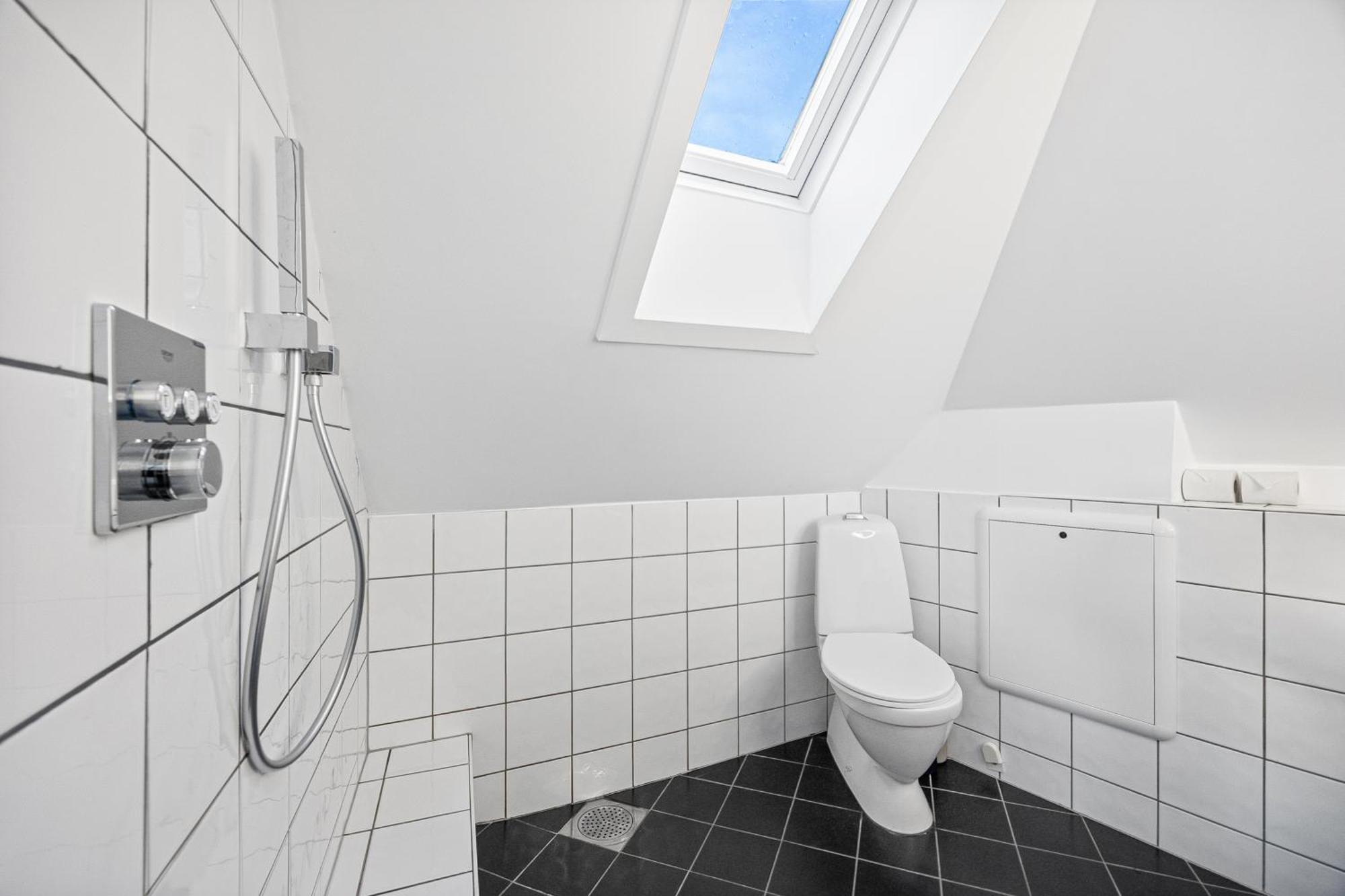 Ferienwohnung View To Bryggen - Renovated Dec 24 - Historic Cobblestone Street Bergen Exterior foto